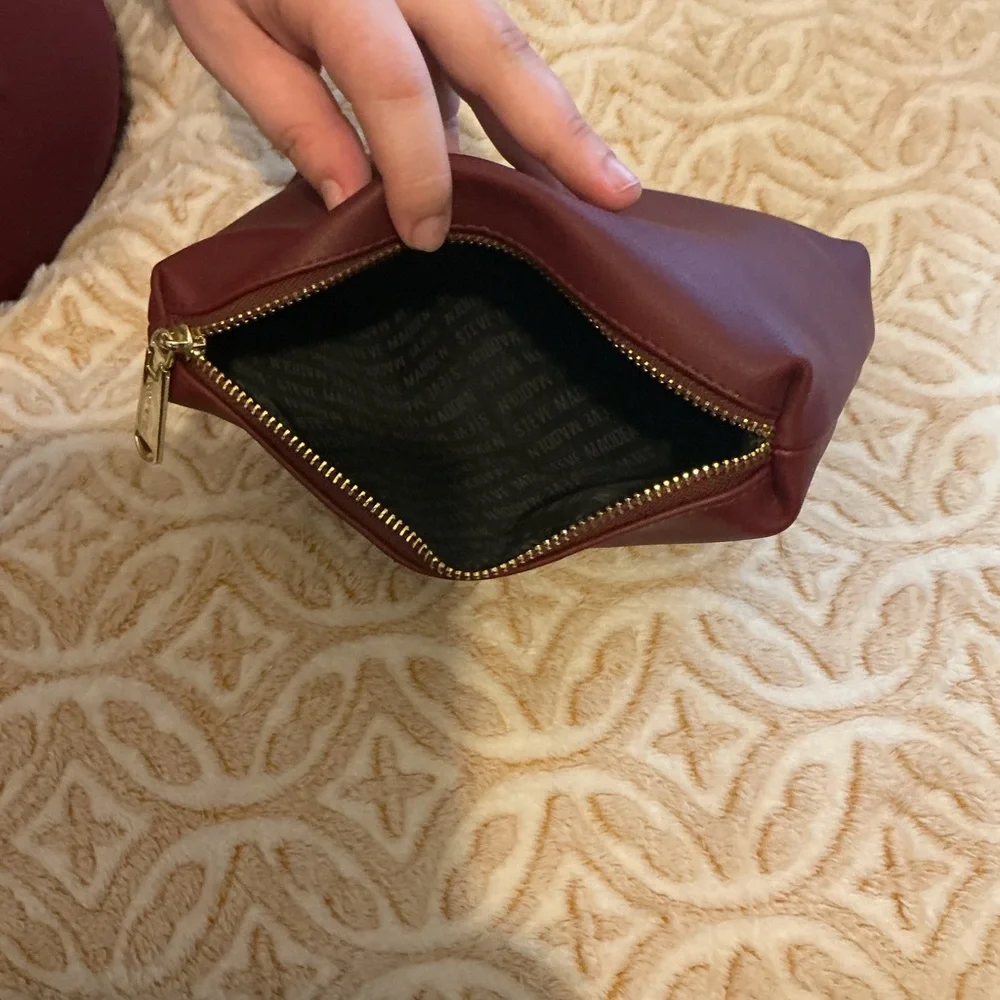 Steve Madden Burgundy Zip Pouch / Clutch – Gold Hardware